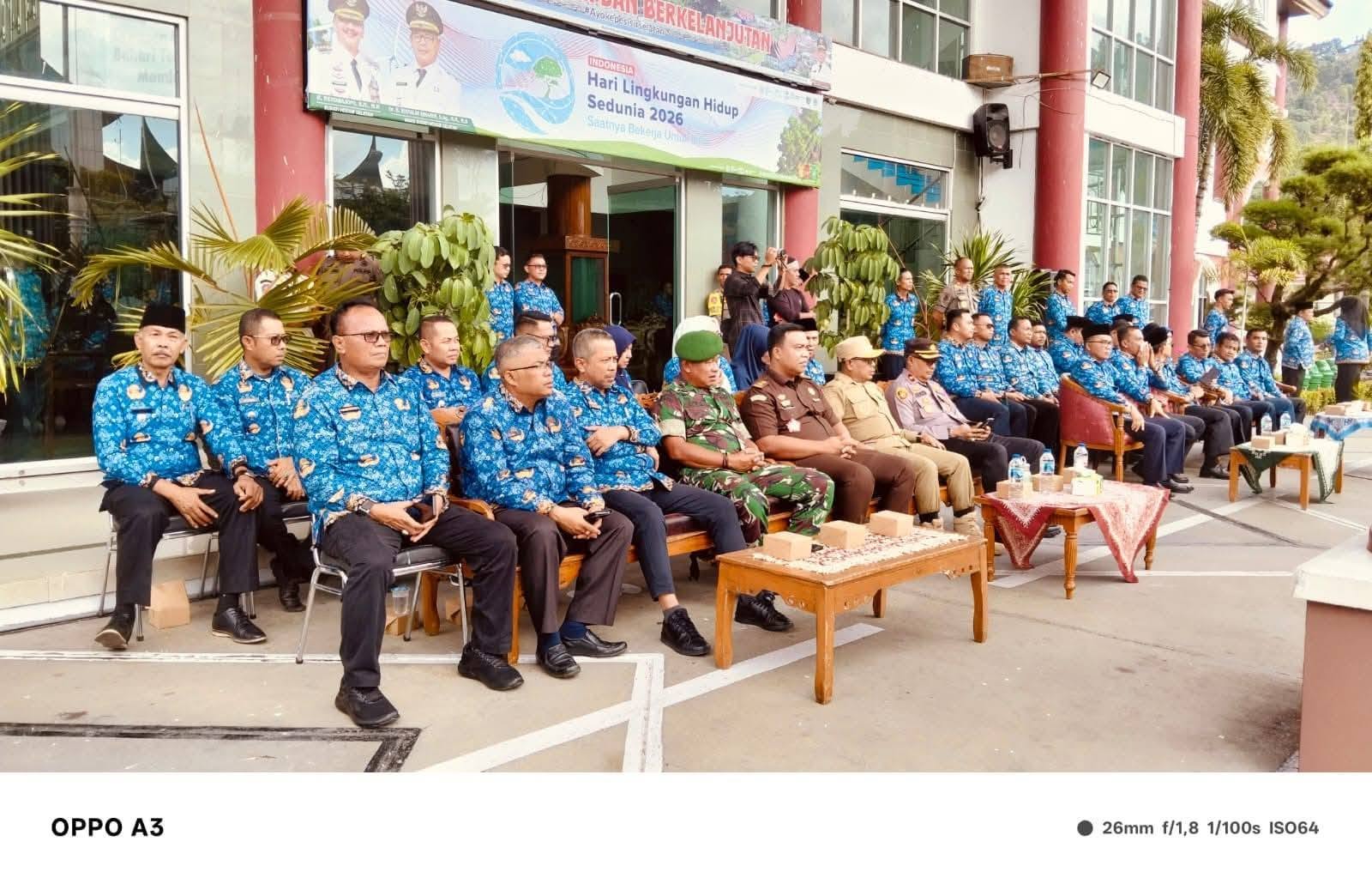 Pelepasan Retret Wali Nagari se-Kabupaten Pesisir Selatan ke Kampus IPDN Baso Sumatera Barat.